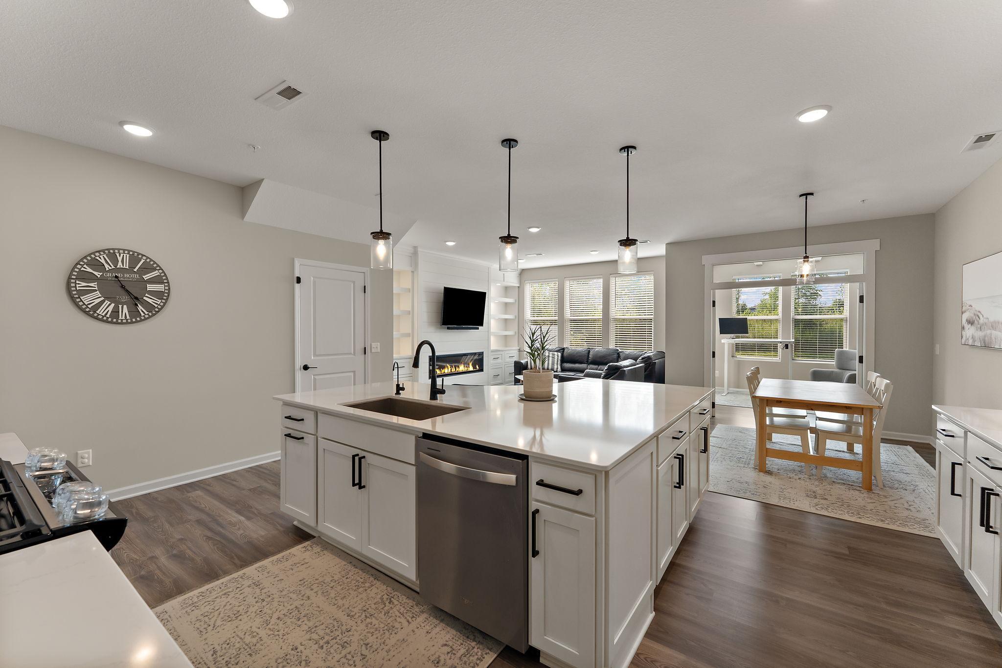 View of Residential at 11255 Crestbury Drive, Woodbury MN 55129, Woodbury (7 of 35) - Mike Wilen | Minnesota Team Real Estate