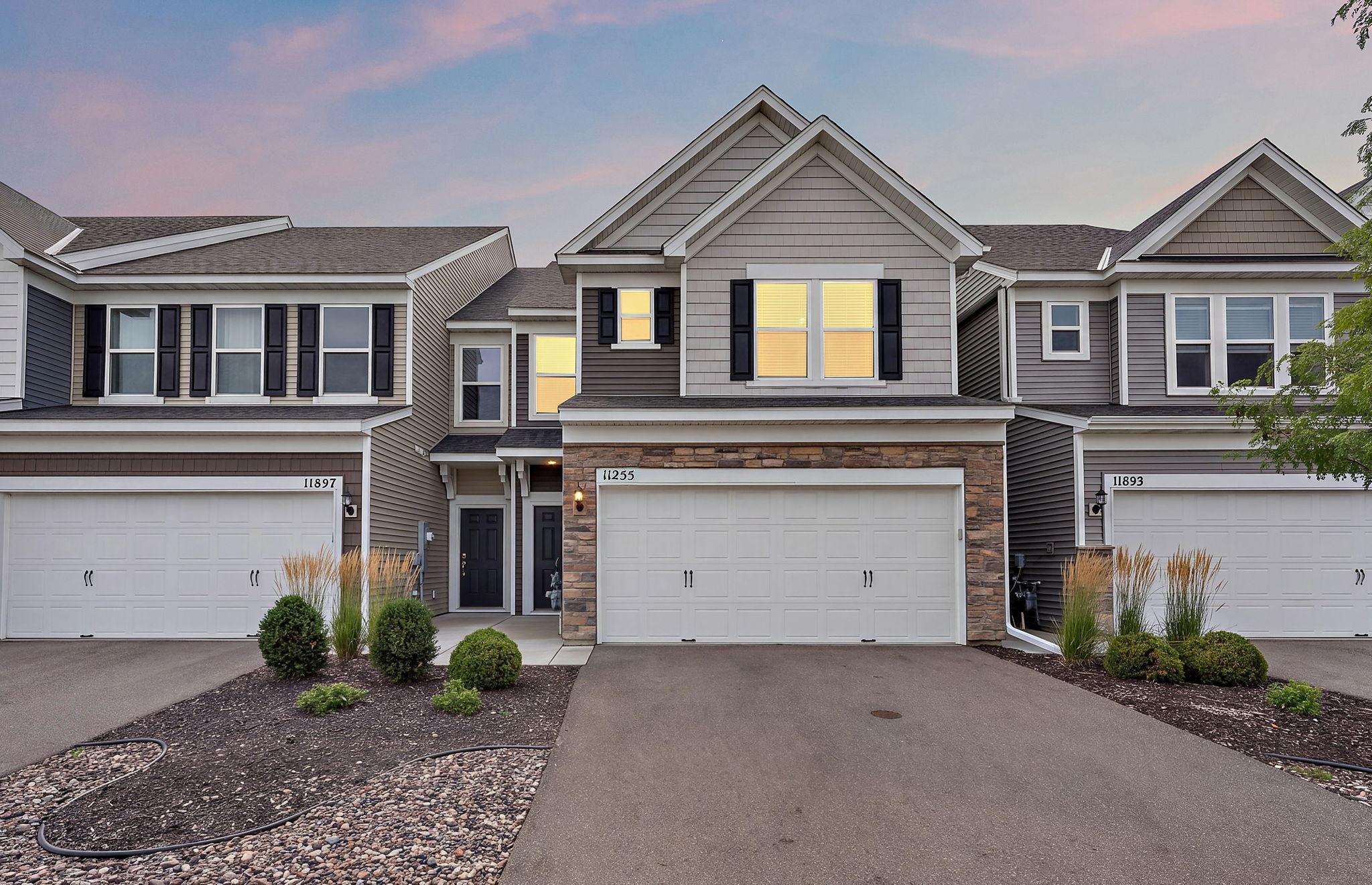 View of Townhome at 11255 Crestbury Drive, Woodbury - Mike Wilen | Minnesota Team Real Estate
