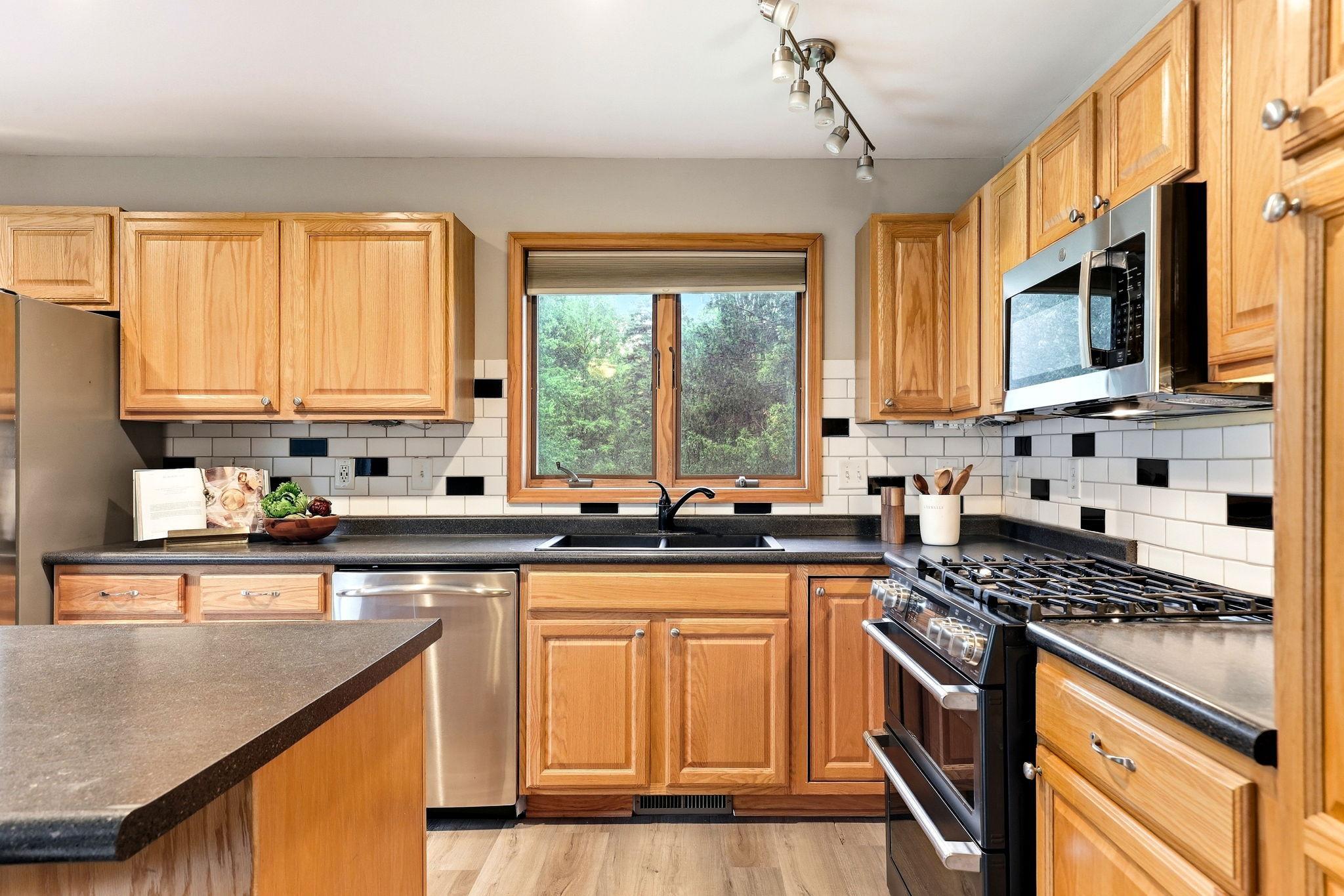 View of Residential at 4 Shepherd Court, Circle Pines MN 55014, Circle Pines (6 of 28) - Mike Wilen | Minnesota Team Real Estate
