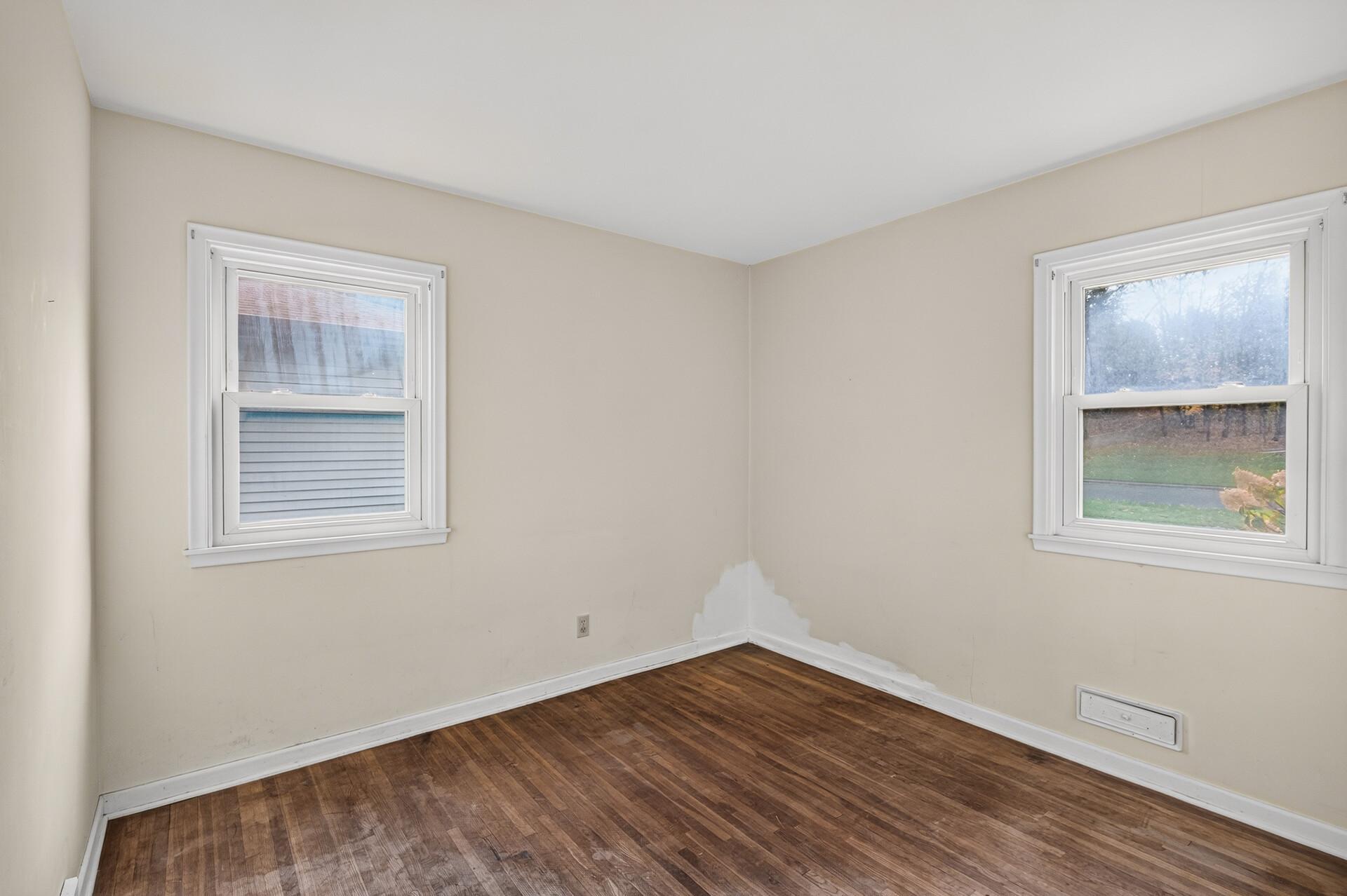 View of Residential at 204 Woodland Drive, Burnsville MN 55337, Burnsville (18 of 29) - Mike Wilen | Minnesota Team Real Estate
