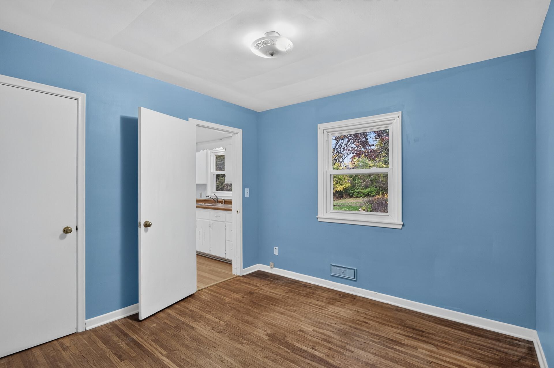 View of Residential at 204 Woodland Drive, Burnsville MN 55337, Burnsville (14 of 29) - Mike Wilen | Minnesota Team Real Estate