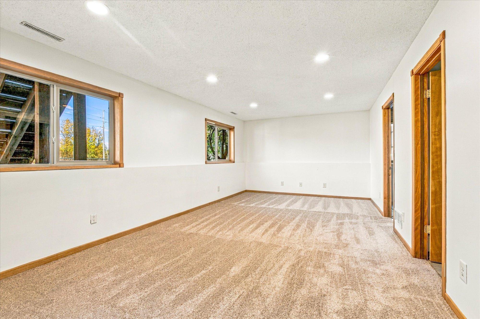 View of Residential at 1576 Cedar Drive, Cambridge MN 55008, Cambridge (11 of 20) - Mike Wilen | Minnesota Team Real Estate