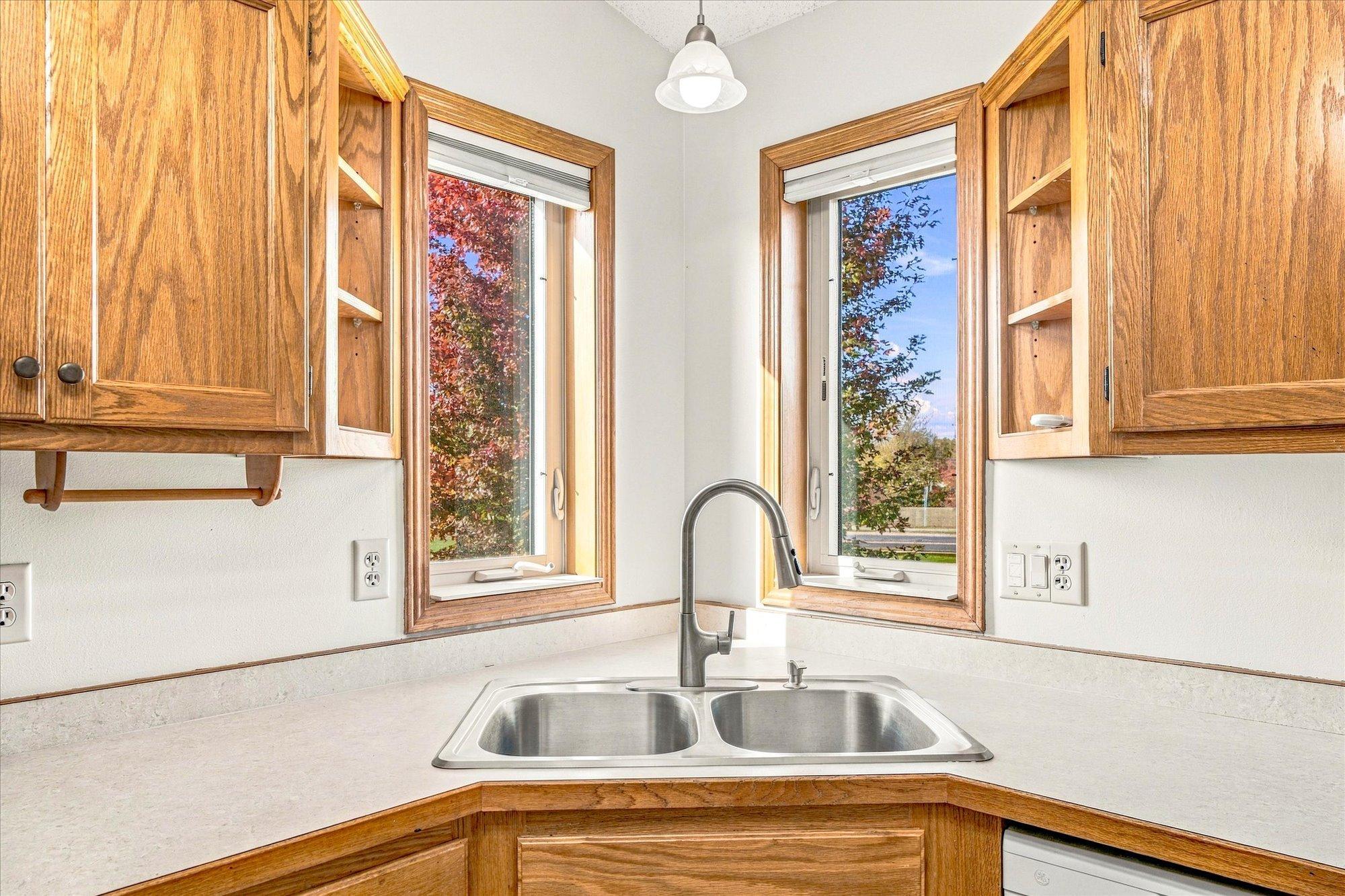 View of Residential at 1576 Cedar Drive, Cambridge MN 55008, Cambridge (6 of 20) - Mike Wilen | Minnesota Team Real Estate