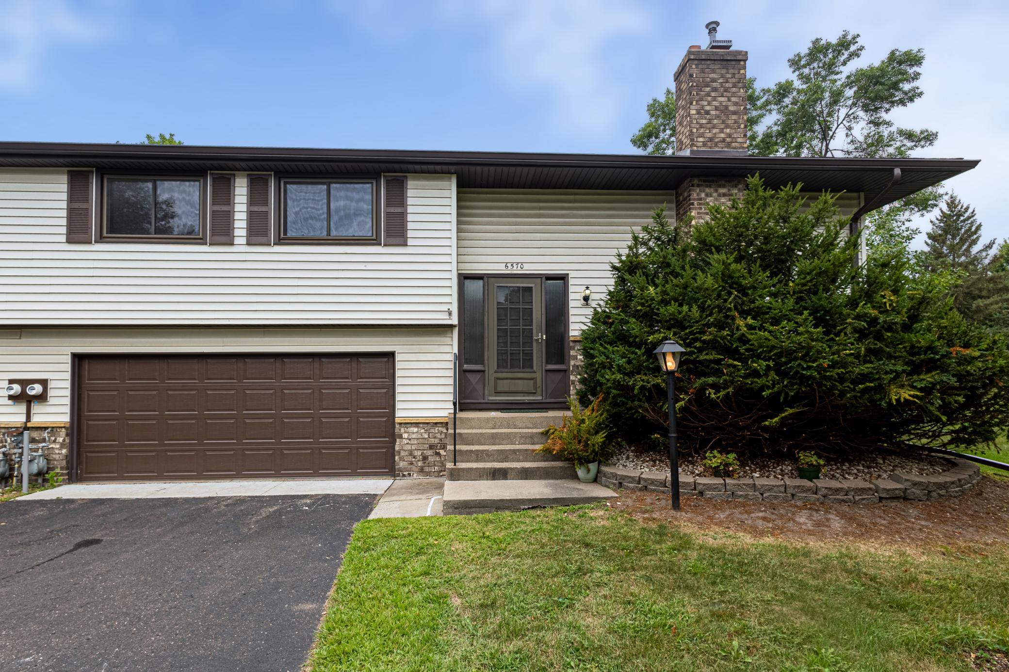 View of Residential at 6570 Upper 35th Street, Oakdale MN 55128, Oakdale (2 of 23) - Mike Wilen | Minnesota Team Real Estate