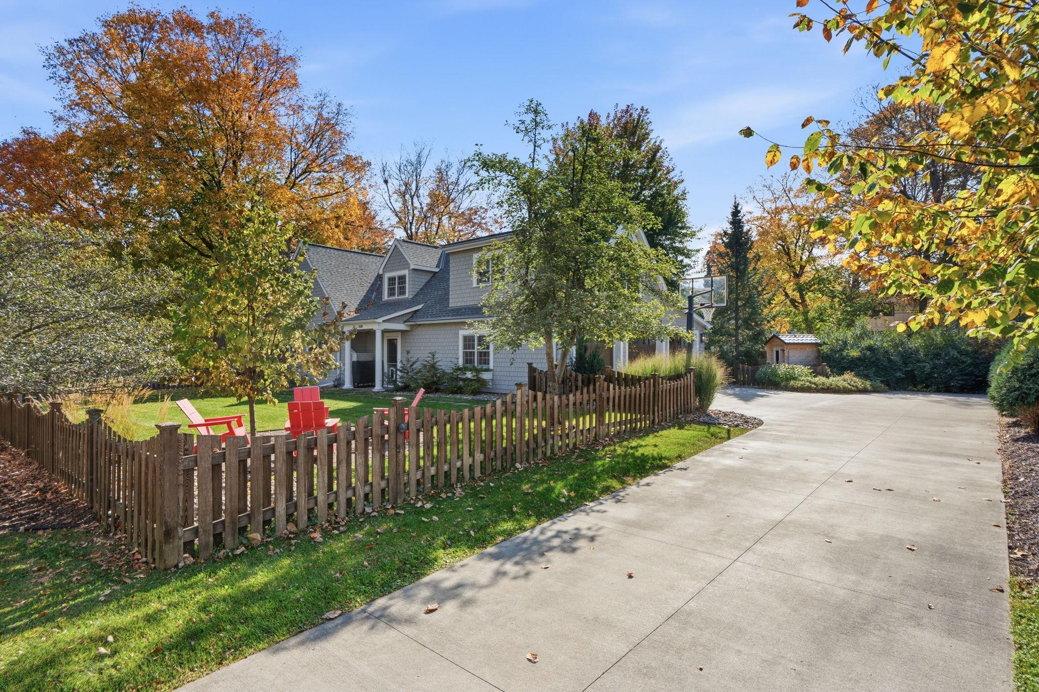 View of Residential at 233 Broadway Avenue, Wayzata MN 55391, Wayzata (9 of 27) - Mike Wilen | Minnesota Team Real Estate