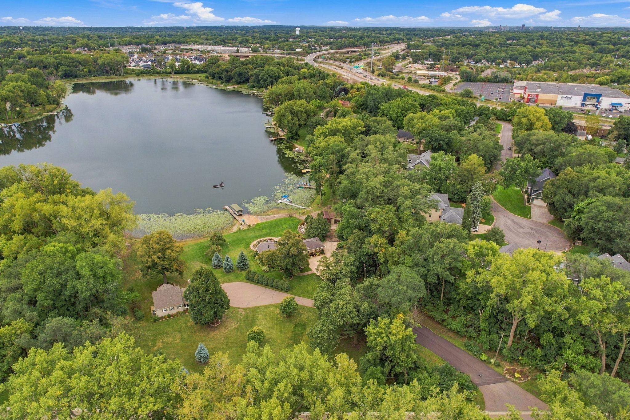 View of Residential at 154 Twin Lake Boulevard, Little Canada MN 55127, Little Canada (19 of 61) - Mike Wilen | Minnesota Team Real Estate